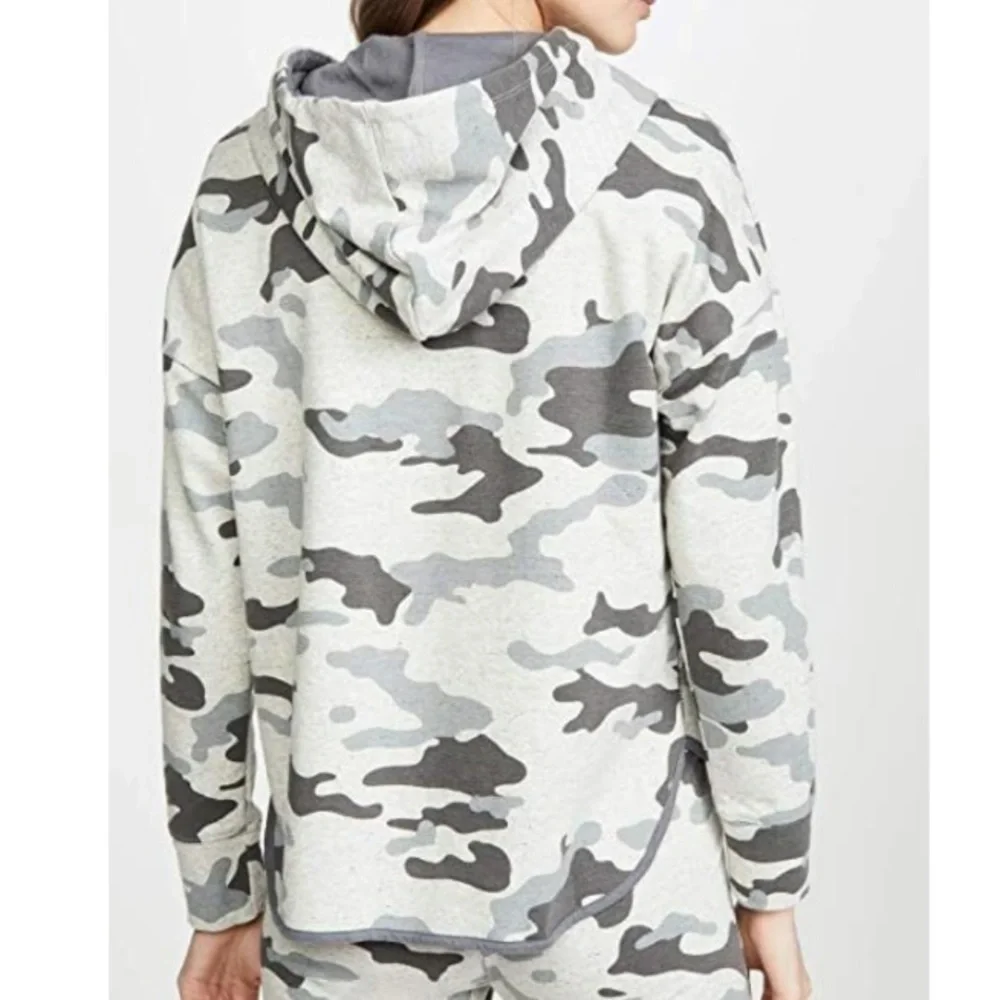 Sundry French terry camo hoodie SIZE 1 (S)